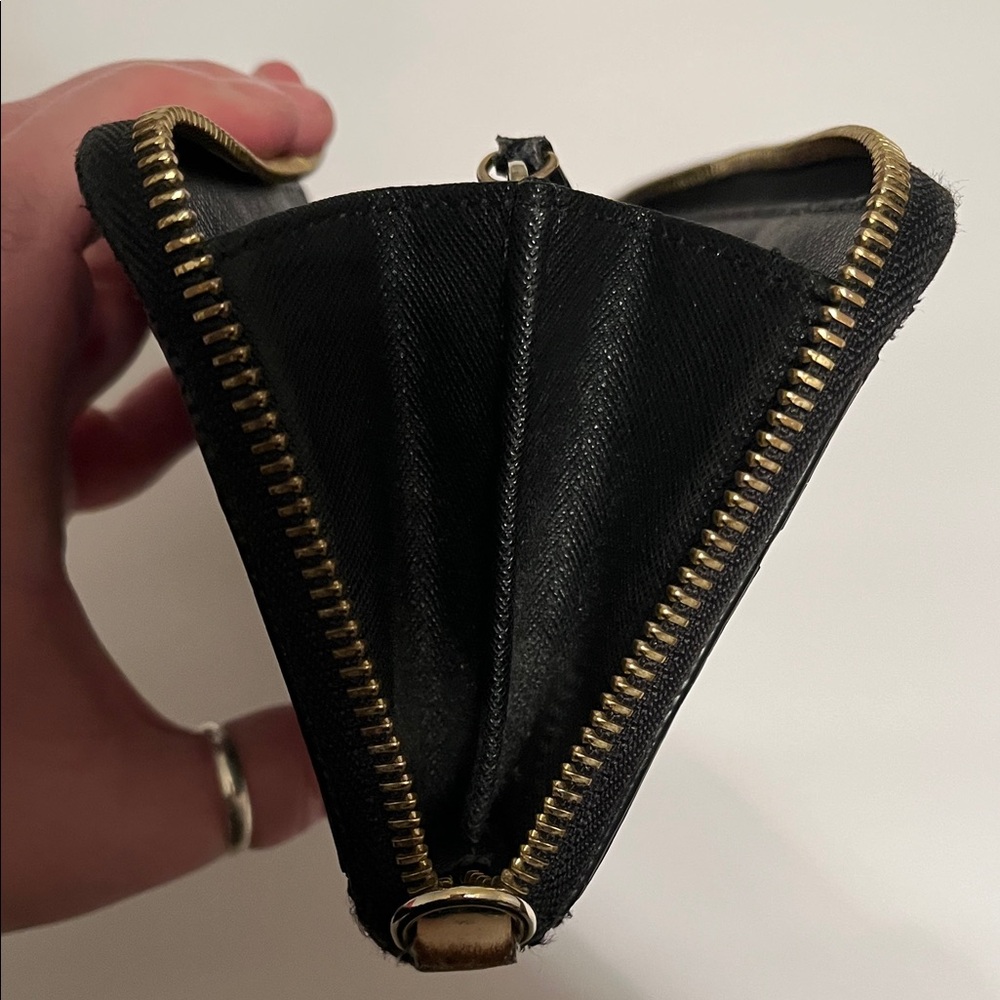 Michael Kors Shiny Black Patent Leather Logo Wallet with Gold Accents Full Zip - Picture 14 of 16